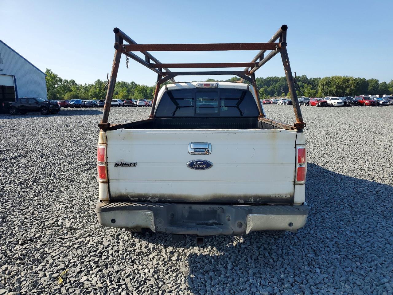 2011 Ford F150 Super Cab White vin: 1FTEX1CM9BFA74720