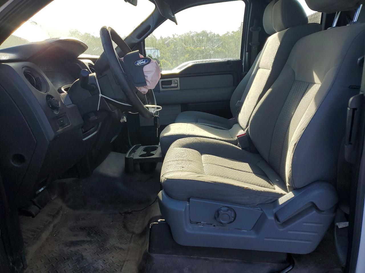 2011 Ford F150 Super Cab White vin: 1FTEX1CM9BFB29957