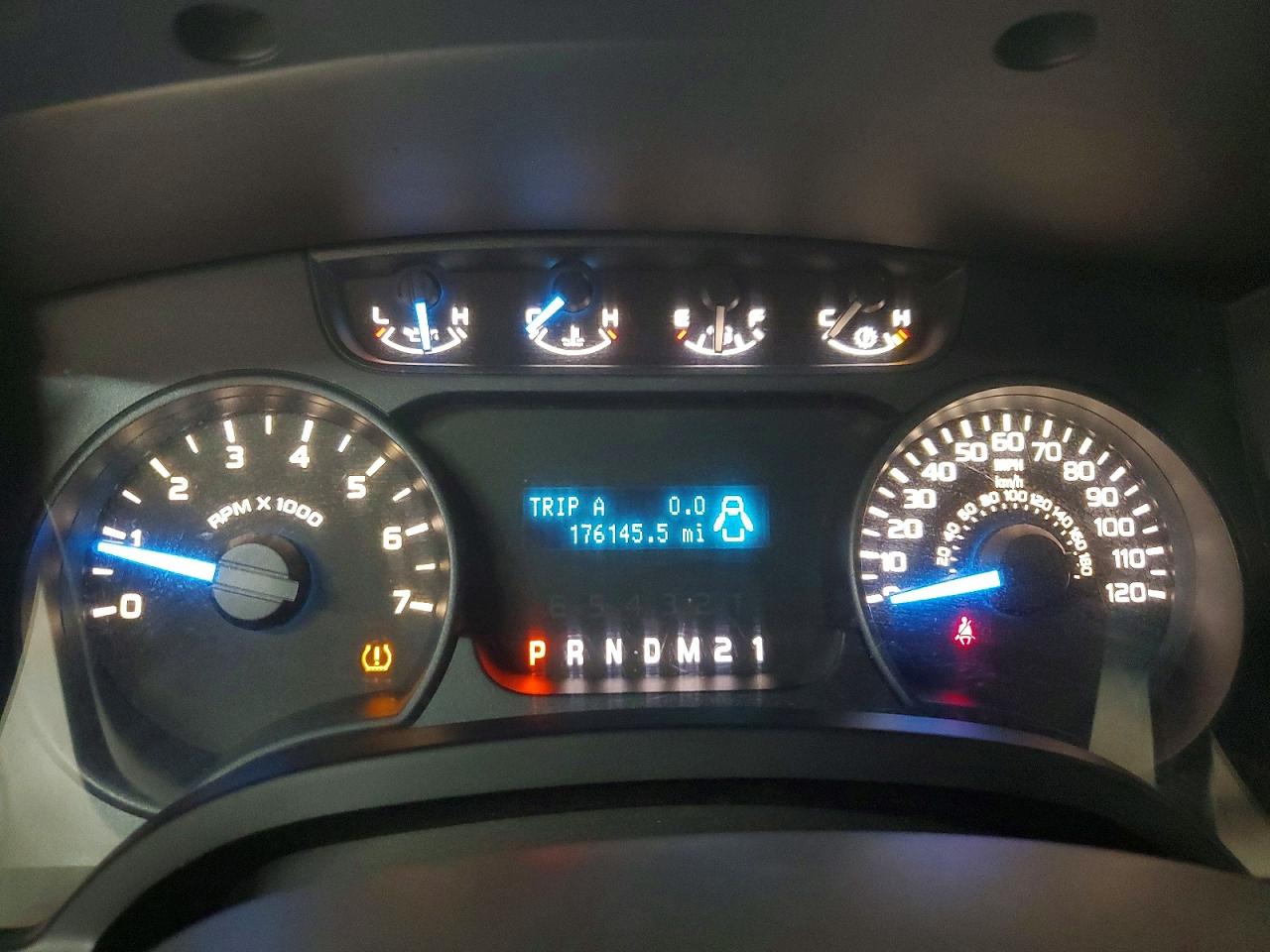 2011 Ford F150 Super Cab White vin: 1FTEX1CM9BFC21781