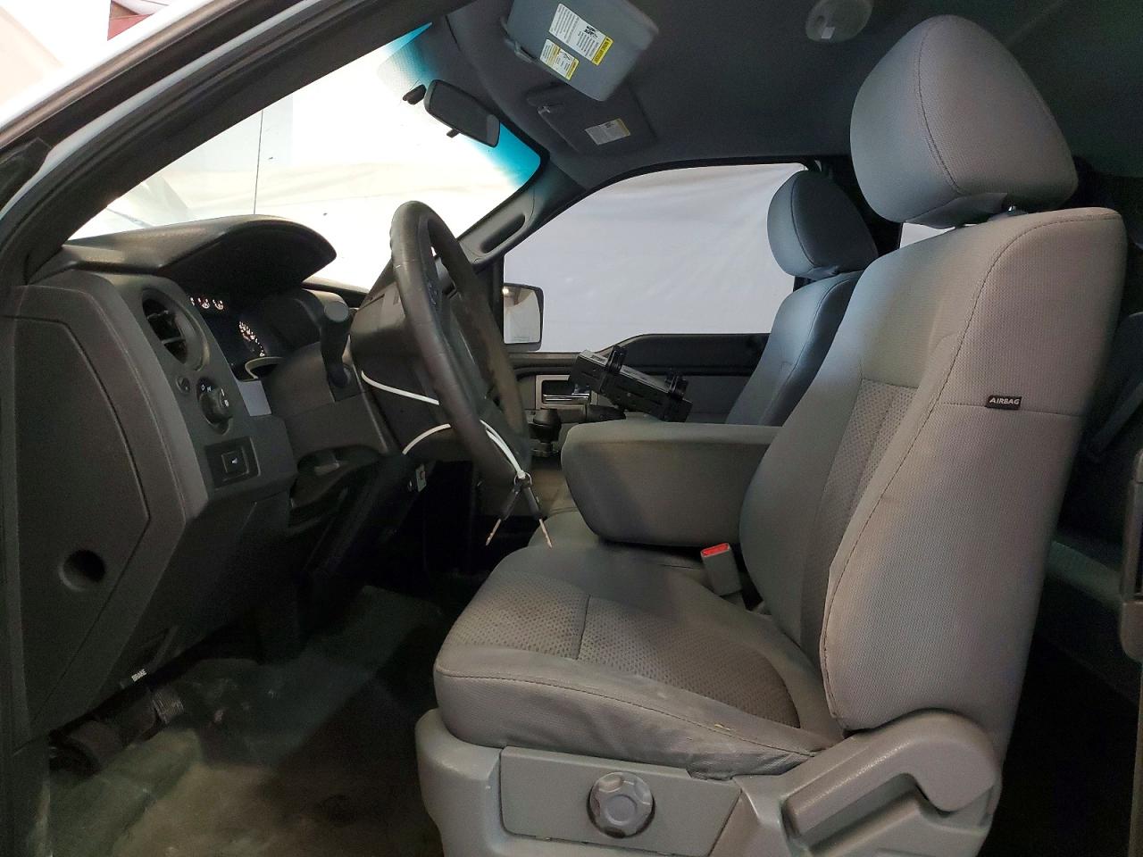 2011 Ford F150 Super Cab White vin: 1FTEX1CM9BFC21781