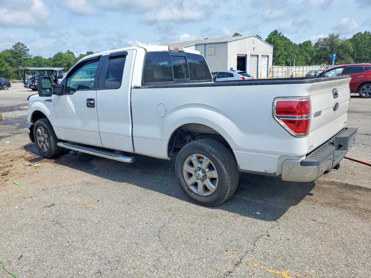 2014 Ford F150 Super Cab White vin: 1FTEX1CM9EFB06960