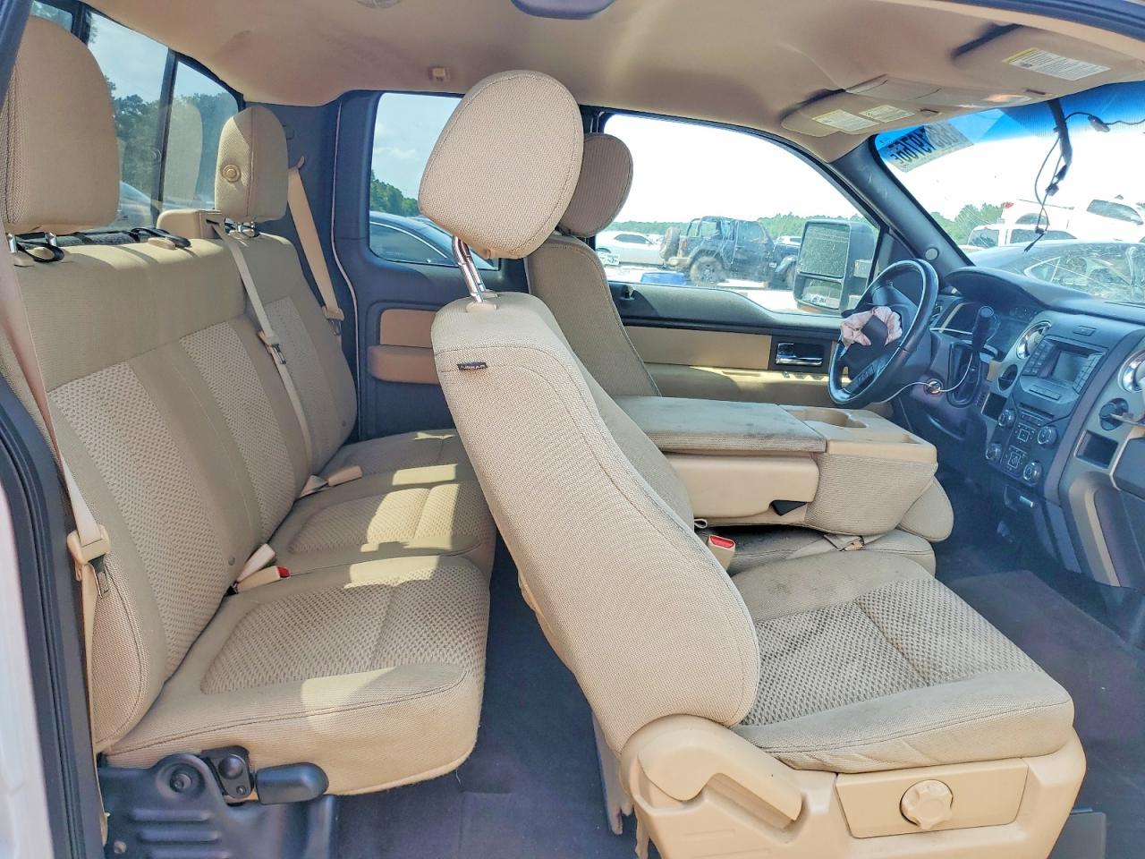 2014 Ford F150 Super Cab White vin: 1FTEX1CM9EFB06960