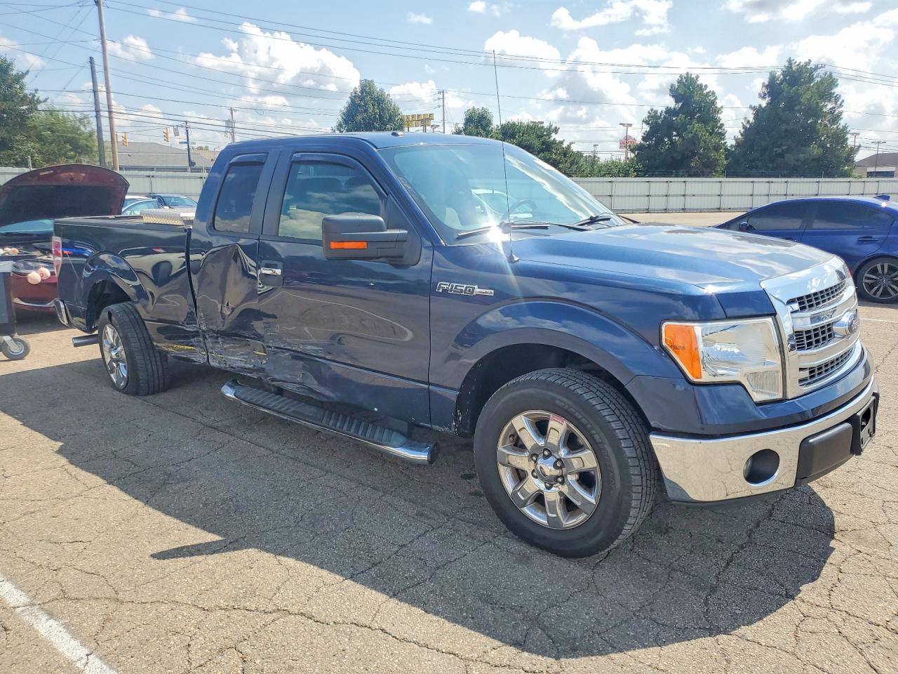 2014 Ford F150 Super Cab Blue vin: 1FTEX1CM9EFB75437