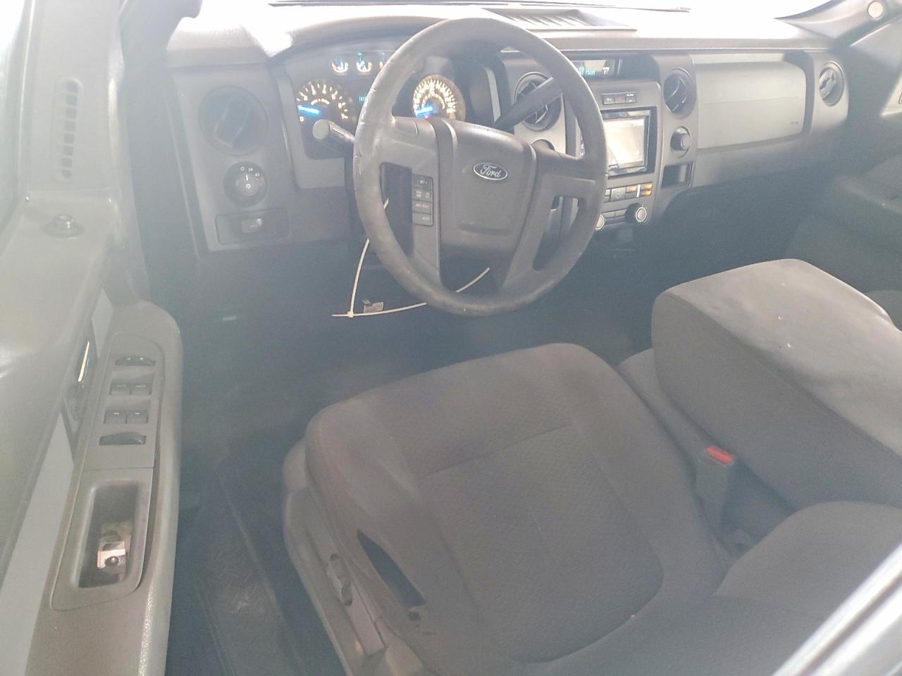 2014 Ford F150 Super Cab White vin: 1FTEX1CM9EFC01681