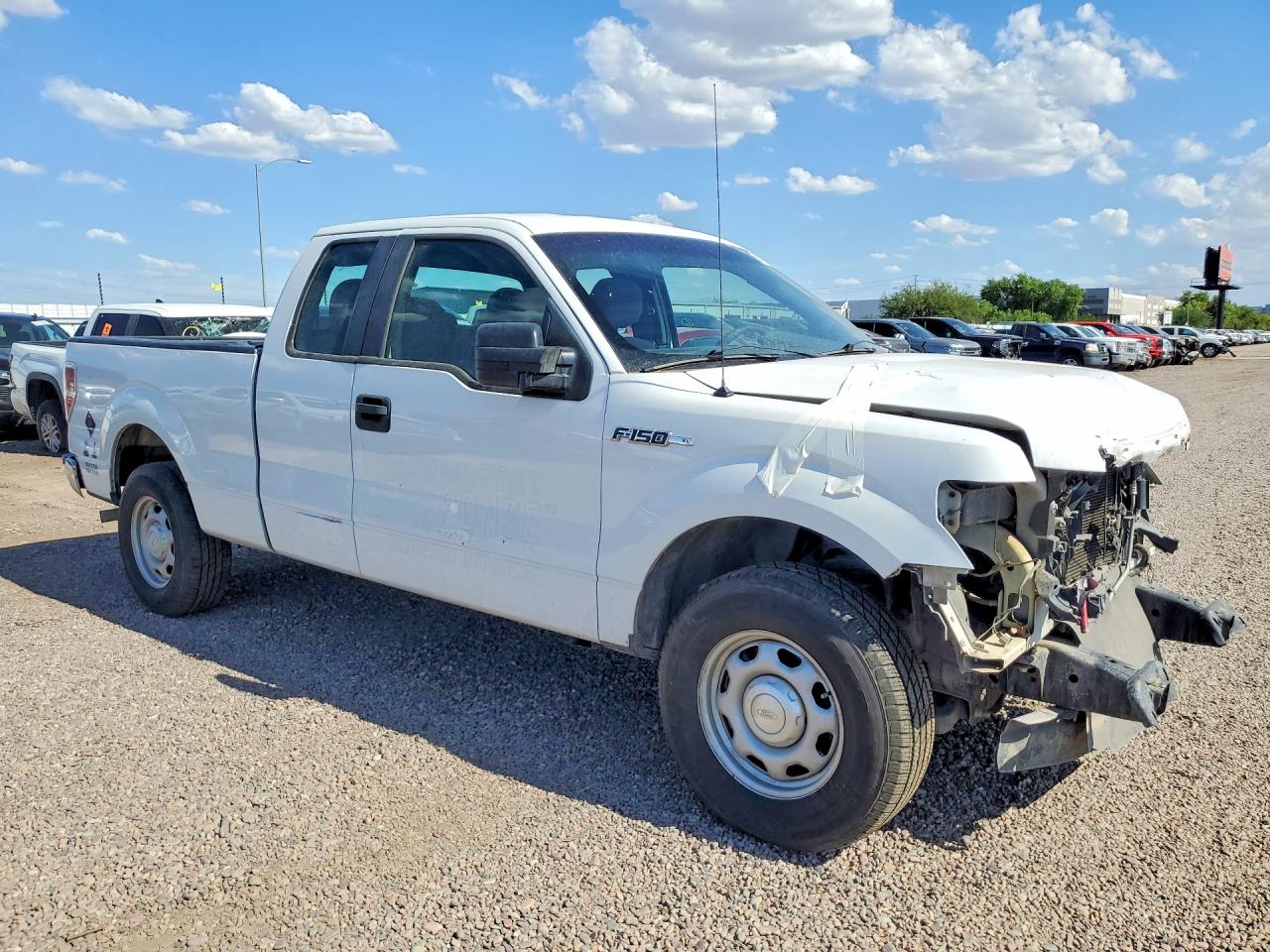 2014 Ford F150 Super Cab White vin: 1FTEX1CM9EFC01681