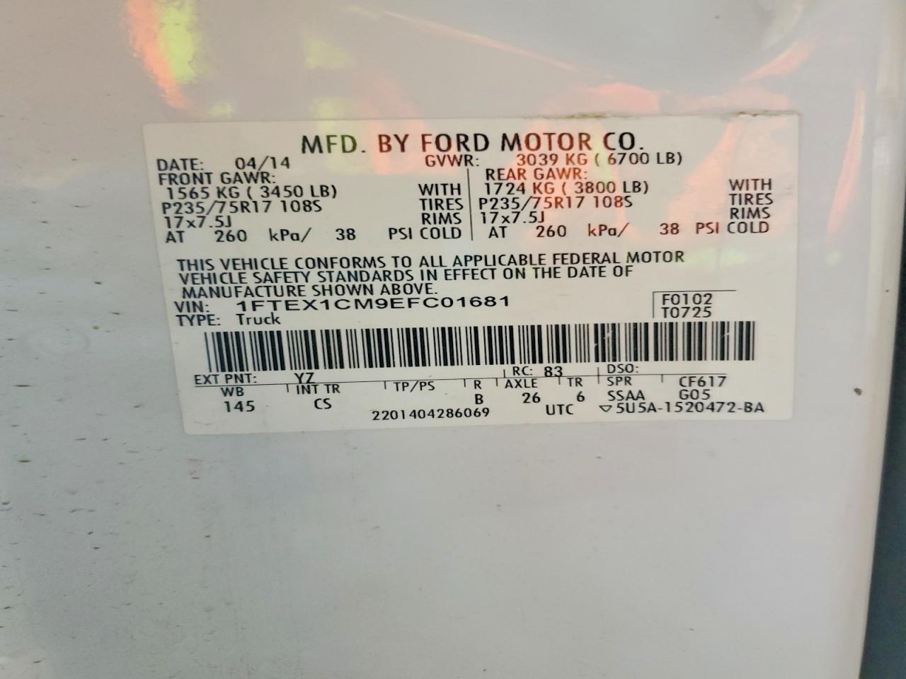 2014 Ford F150 Super Cab White vin: 1FTEX1CM9EFC01681