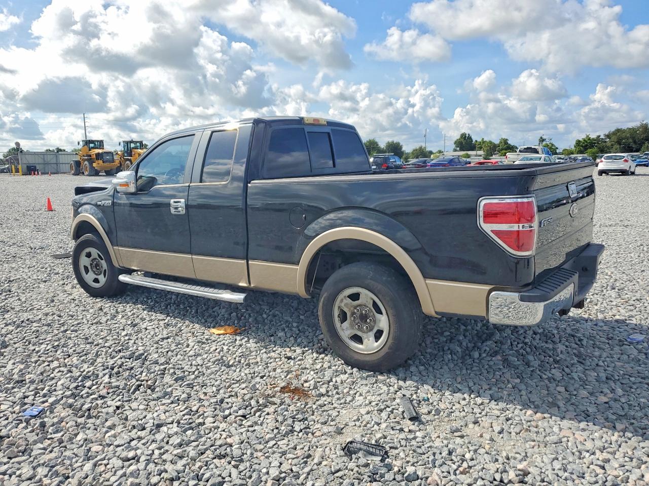 2011 Ford F150 Super Cab Black vin: 1FTEX1CMXBFB30034