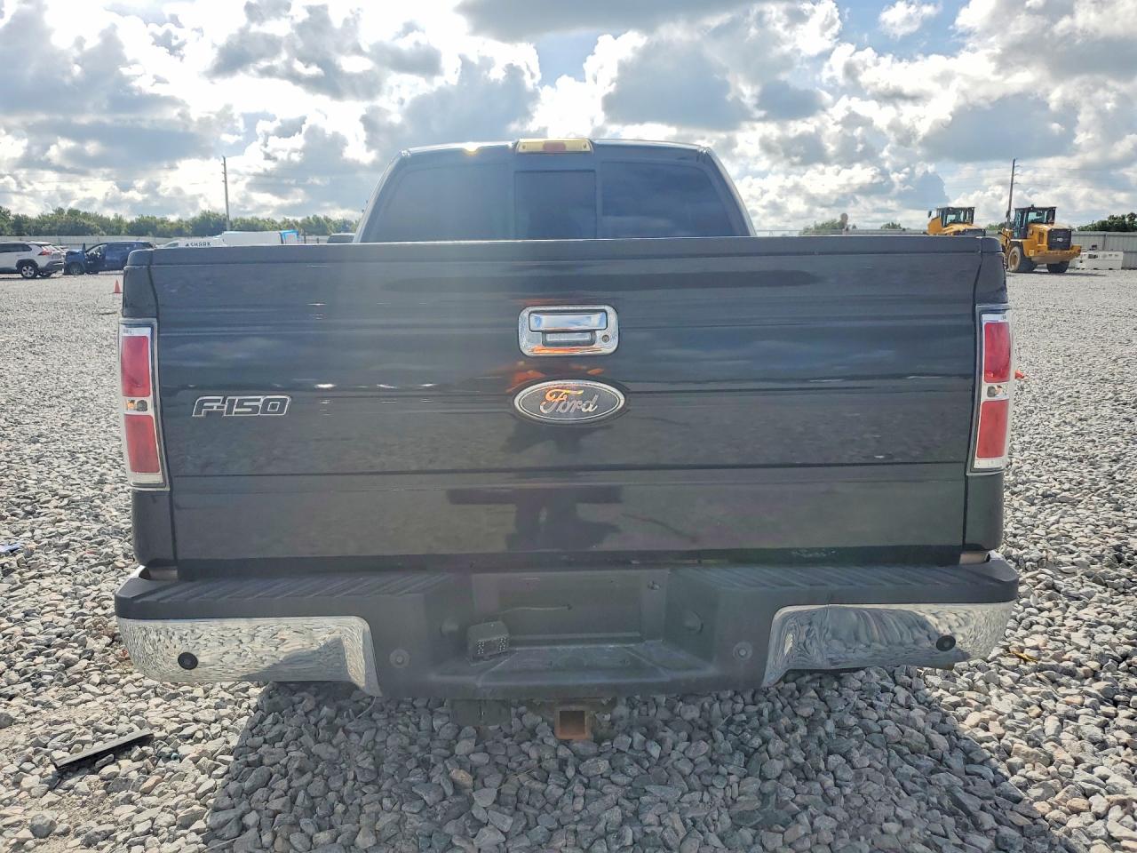 2011 Ford F150 Super Cab Black vin: 1FTEX1CMXBFB30034