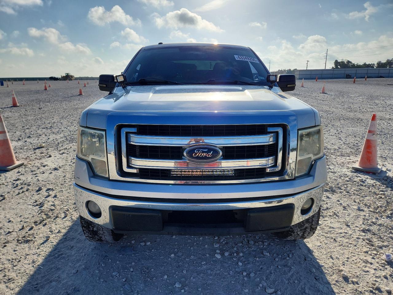 2013 Ford F150 Super Cab Silver vin: 1FTEX1CMXDFE06344