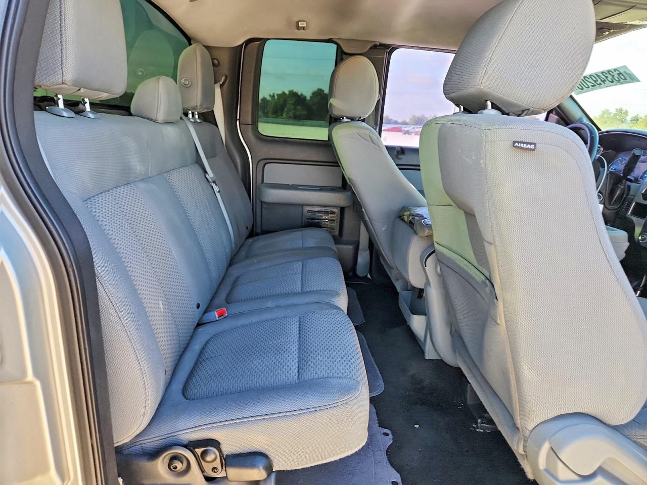 2013 Ford F150 Super Cab Silver vin: 1FTEX1CMXDFE06344