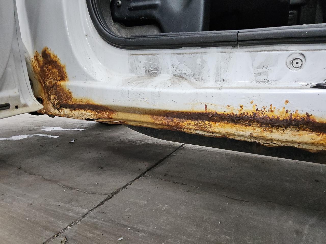 2014 Ford F150 Super Cab White vin: 1FTEX1CMXEKE61448 Damage: Right Rocker Panel, Corrosion, Severe Damage