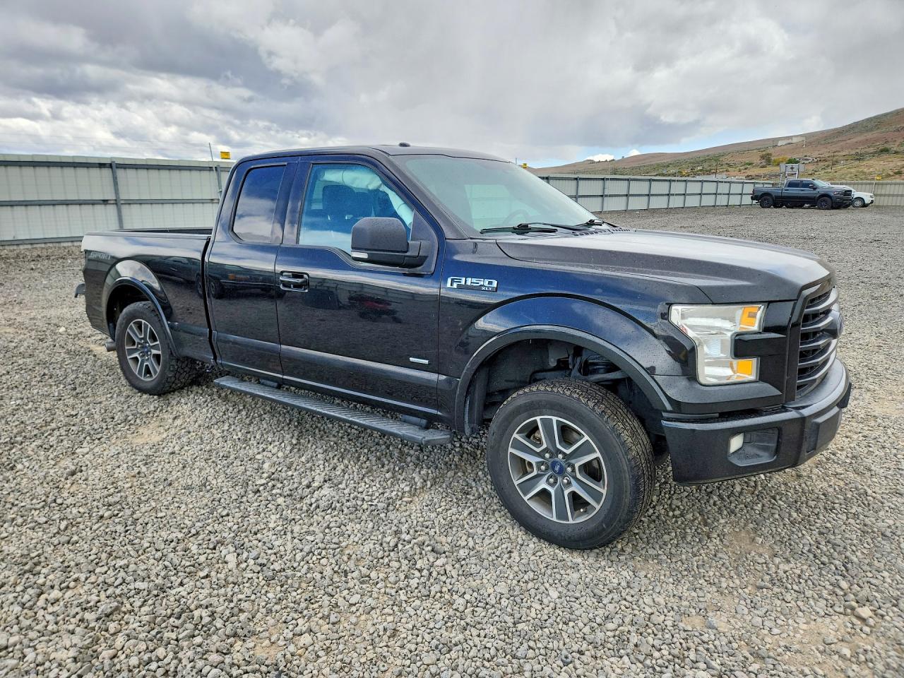 2015 Ford F150 Super Cab Black vin: 1FTEX1CP0FKD43758