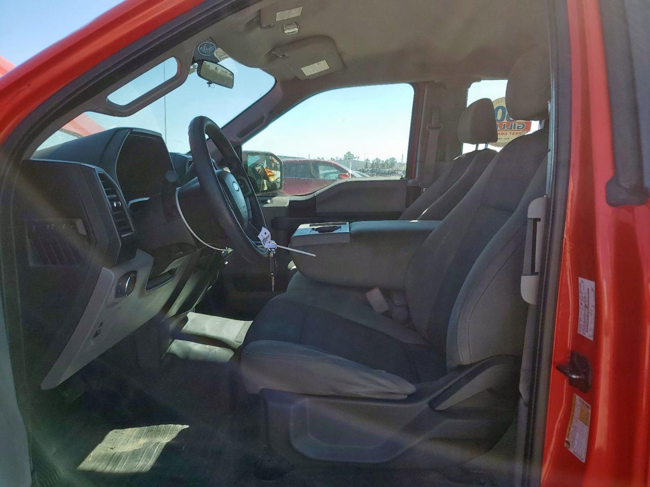 2017 Ford F150 Super Cab Красный vin: 1FTEX1CP0HKC17323