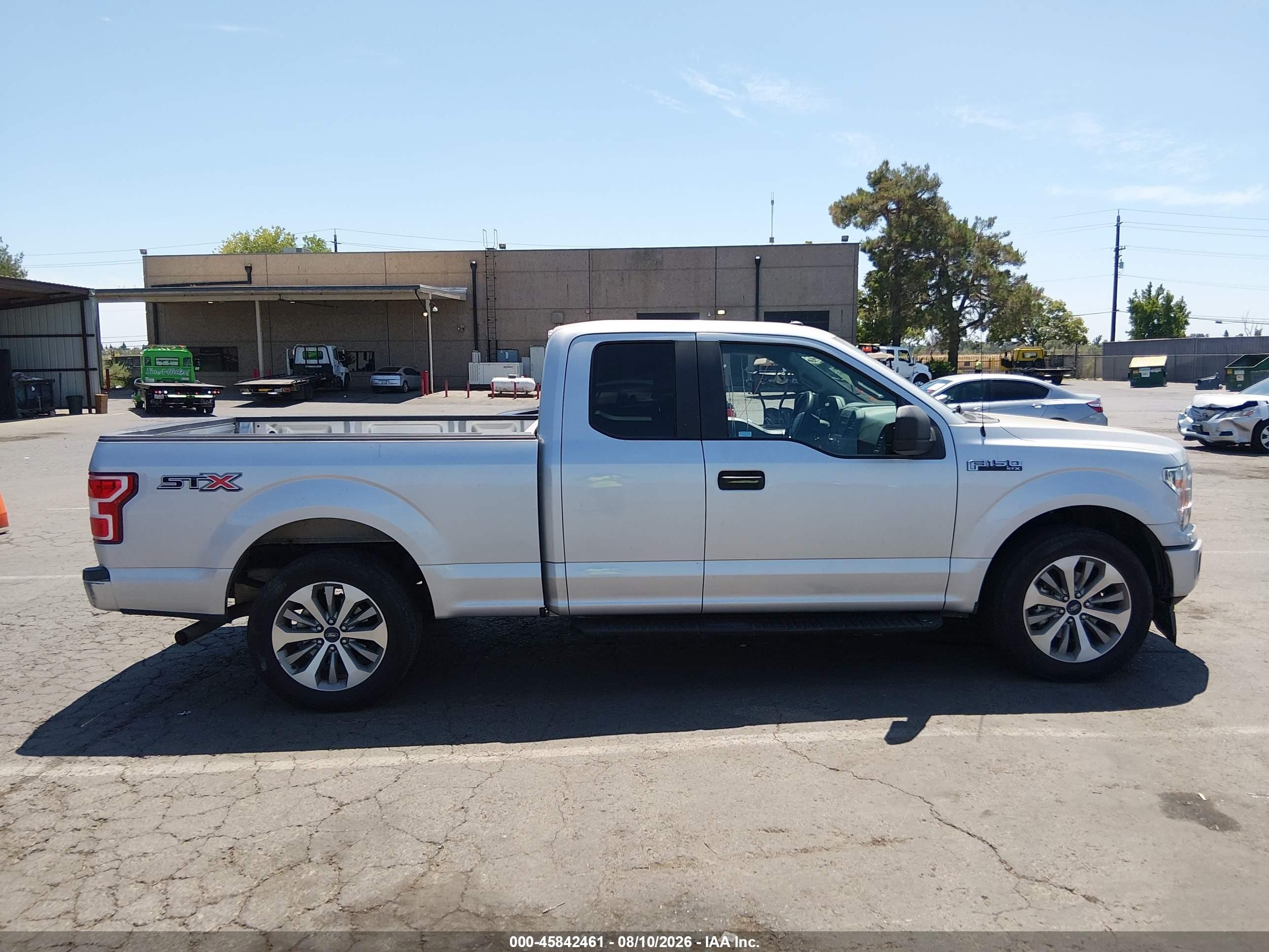 2018 Ford F-150 Xl Silver vin: 1FTEX1CP0JKC42468
