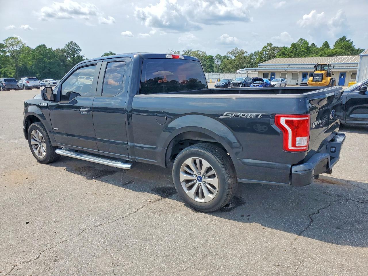 2015 Ford F150 Super Cab Black vin: 1FTEX1CP1FFA78972