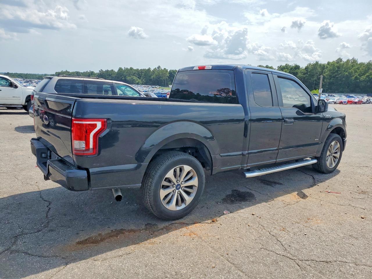 2015 Ford F150 Super Cab Black vin: 1FTEX1CP1FFA78972