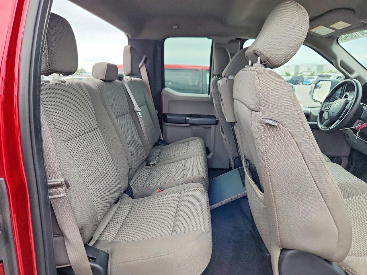 2018 Ford F150 Super Cab Red vin: 1FTEX1CP1JFA88796