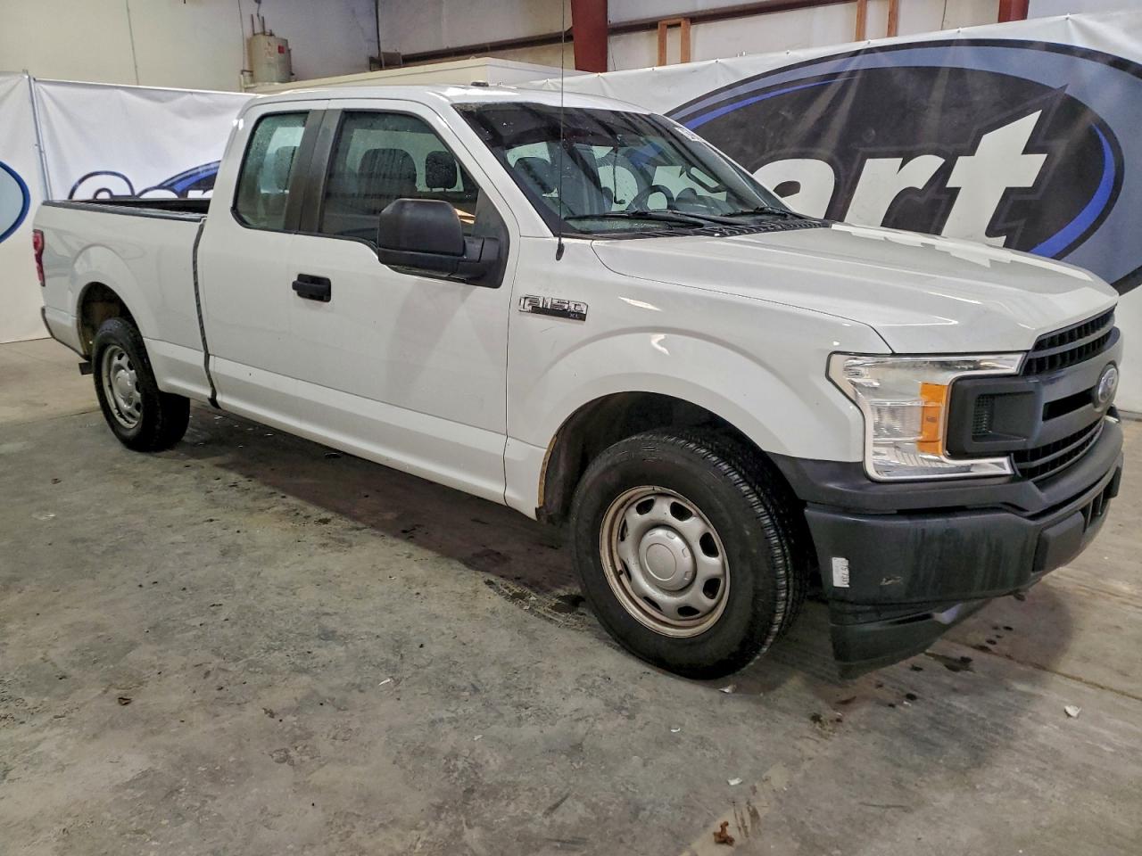 2018 Ford F150 Super Cab White vin: 1FTEX1CP1JFC55707