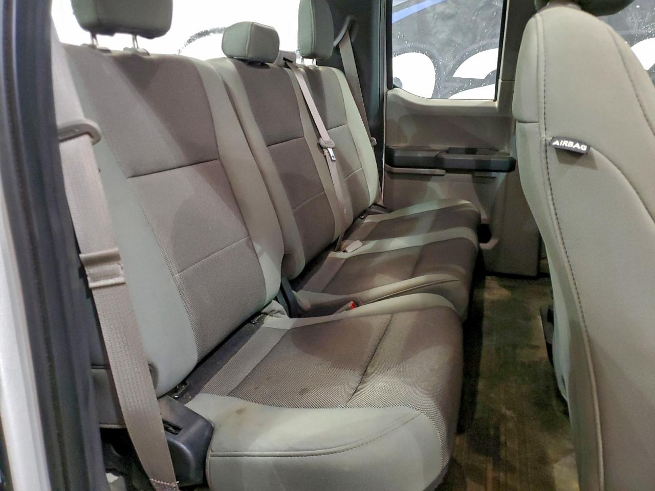 2018 Ford F150 Super Cab White vin: 1FTEX1CP1JFC55707