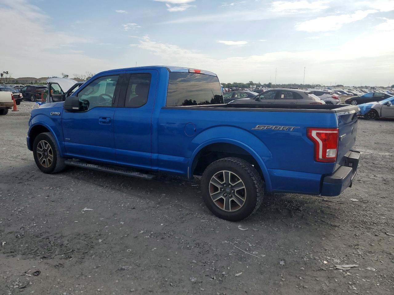 2015 Ford F150 Super Cab Blue vin: 1FTEX1CP2FFC27356
