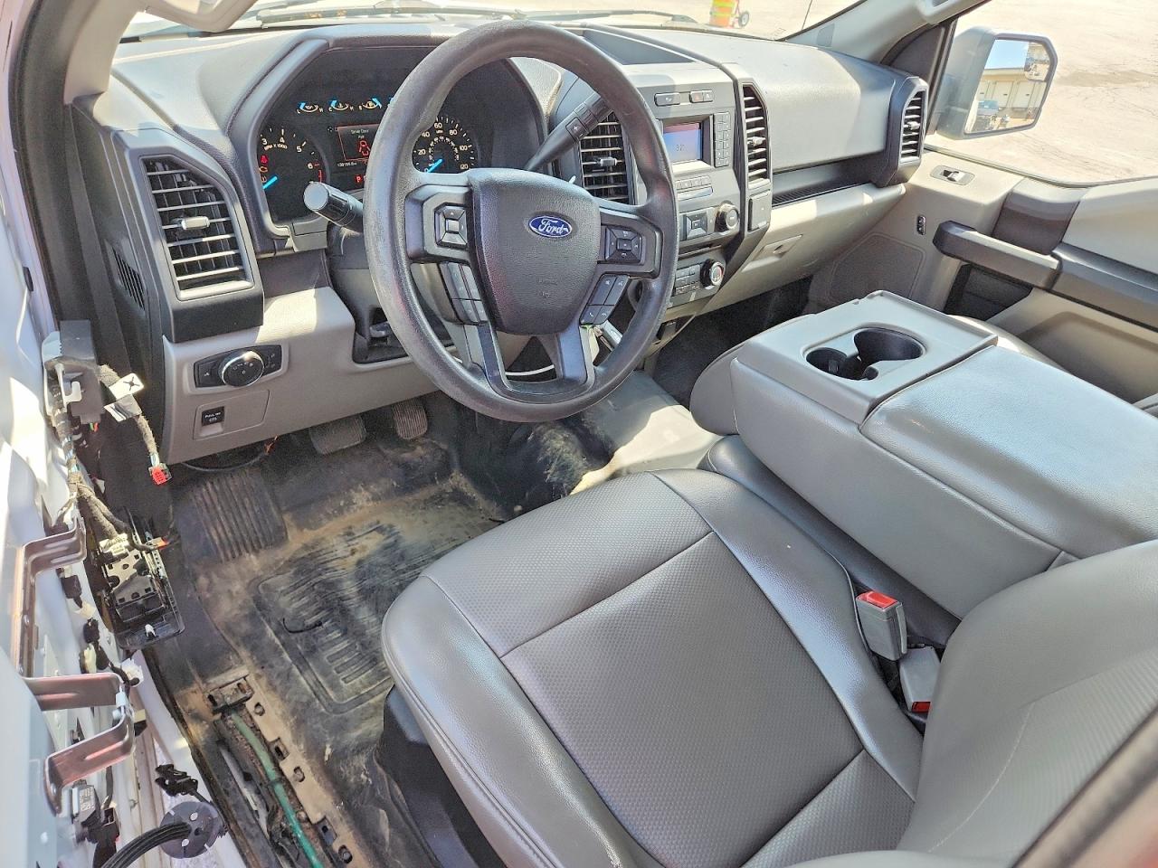 2018 Ford F150 Super Cab White vin: 1FTEX1CP3JKC16169