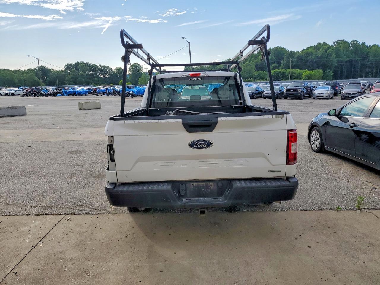 2018 Ford F150 Super Cab White vin: 1FTEX1CP3JKC16169