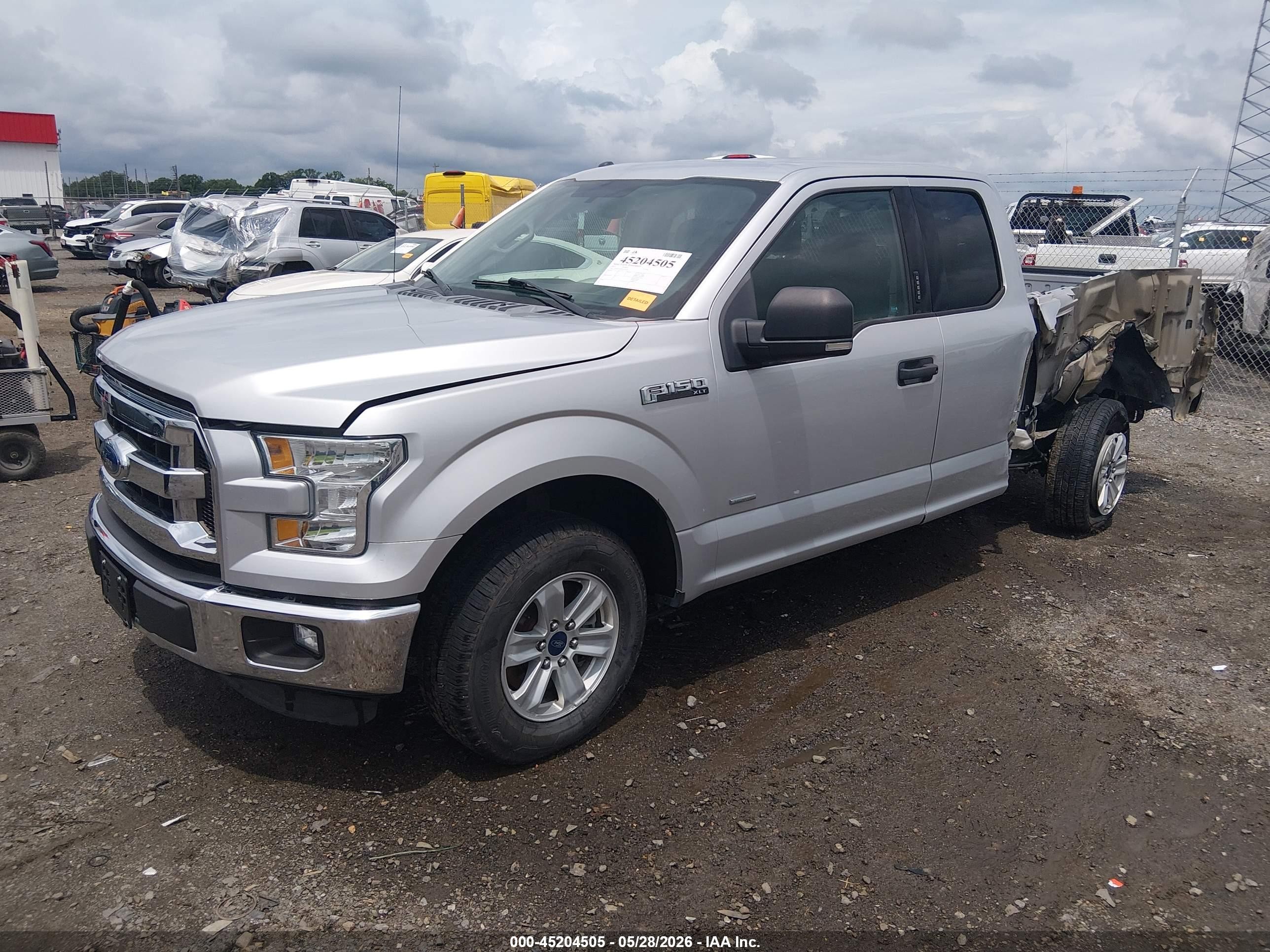 2015 Ford F-150 Xlt Silver vin: 1FTEX1CP4FFA15610