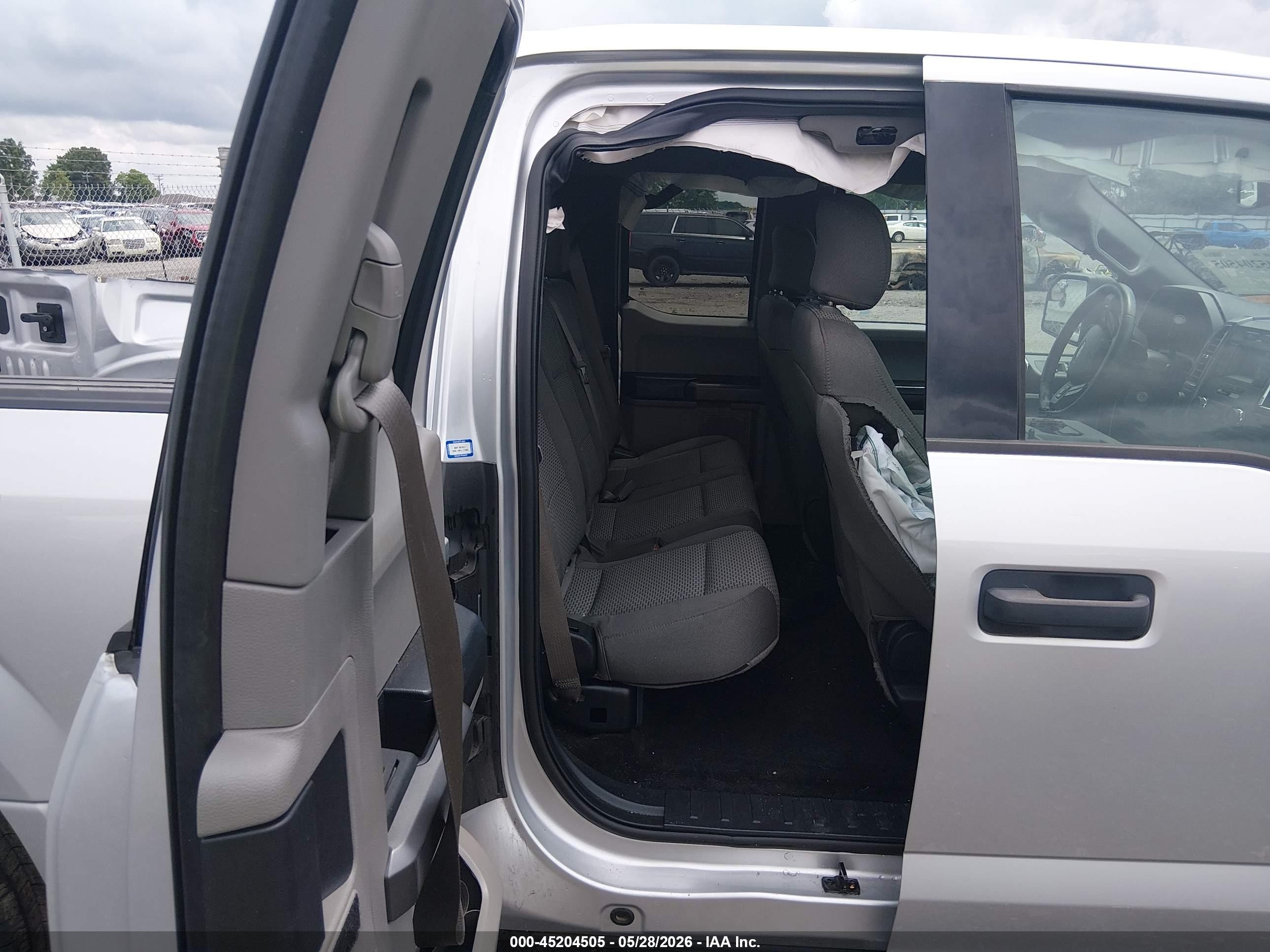 2015 Ford F-150 Xlt Silver vin: 1FTEX1CP4FFA15610