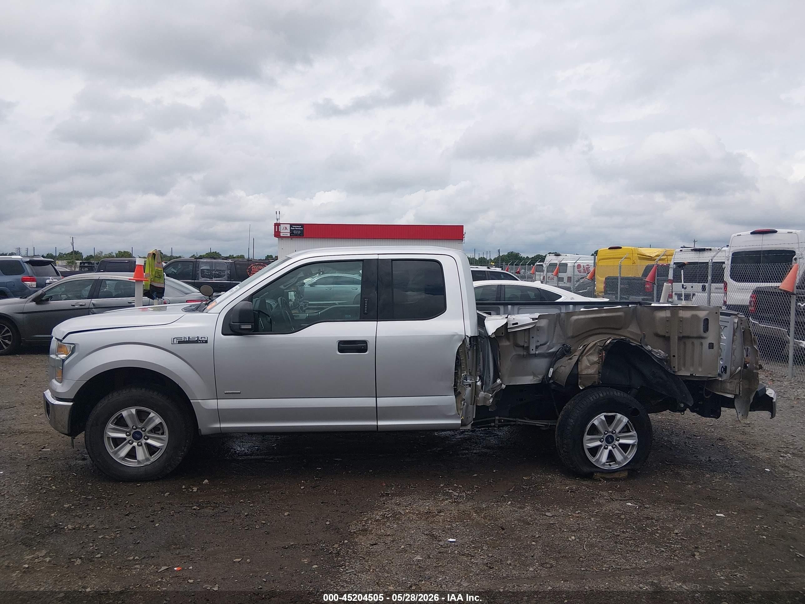 2015 Ford F-150 Xlt Silver vin: 1FTEX1CP4FFA15610