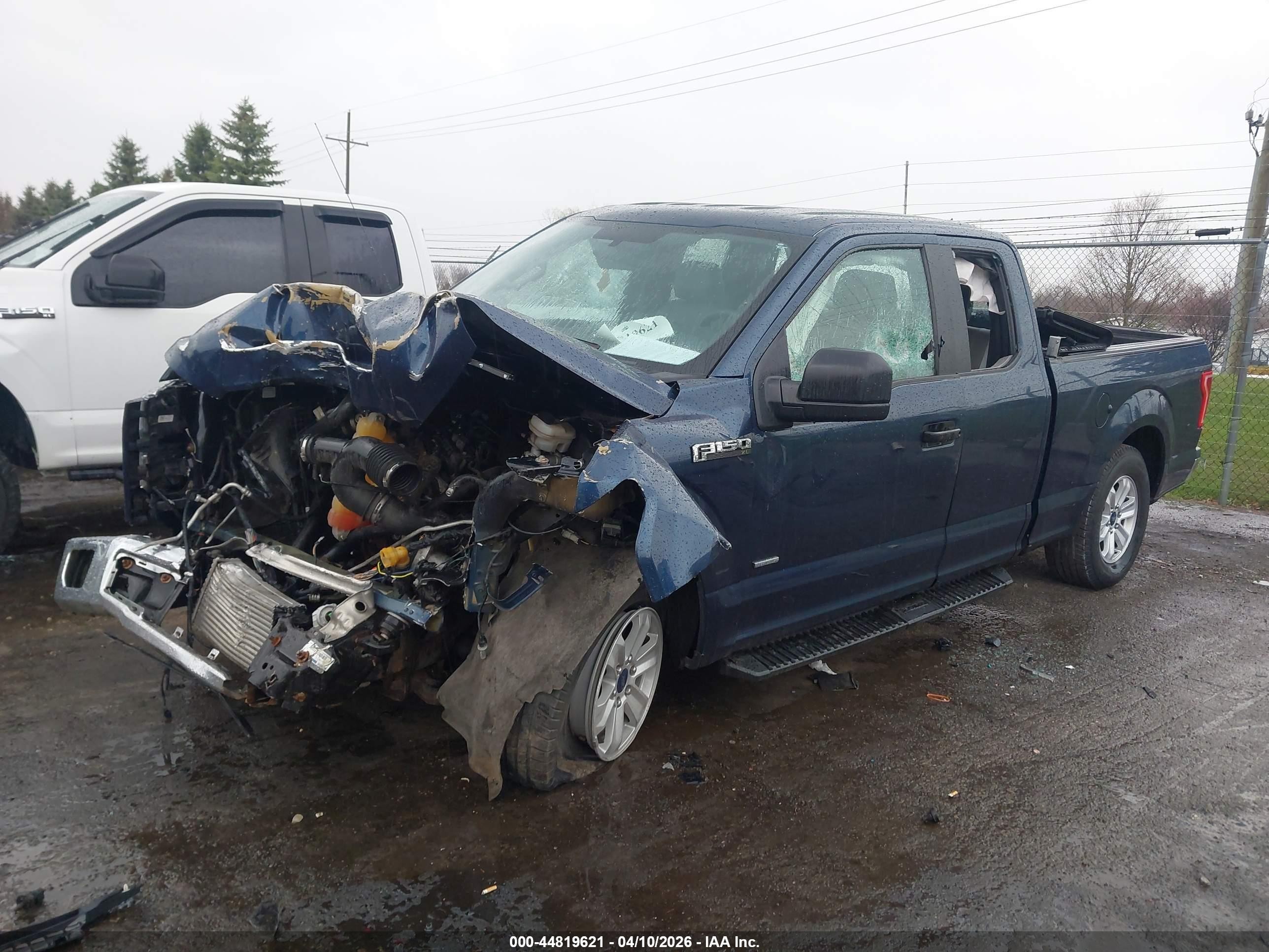 2015 Ford F-150 Xl Синий vin: 1FTEX1CP4FKF00661