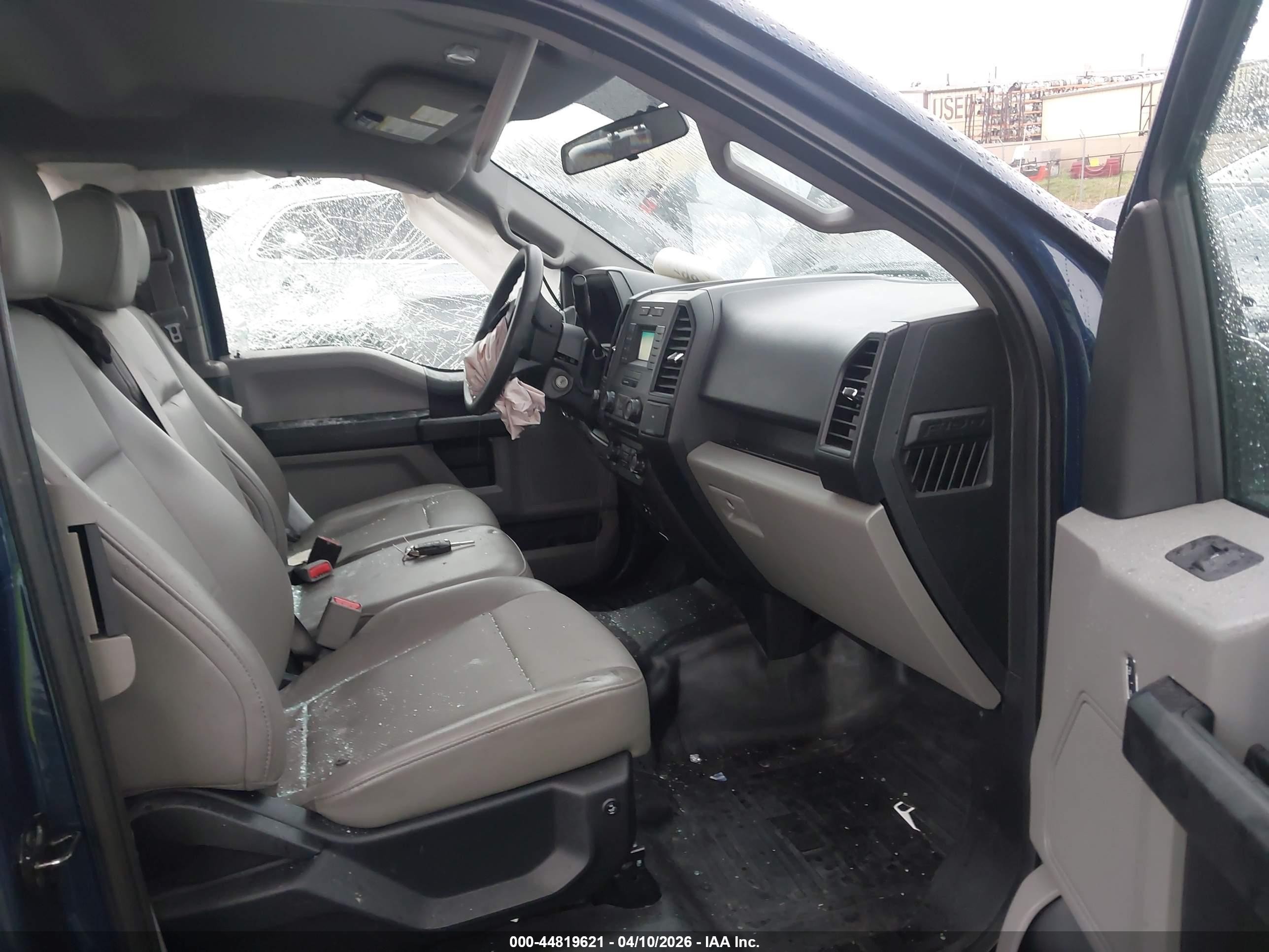 2015 Ford F-150 Xl Синий vin: 1FTEX1CP4FKF00661