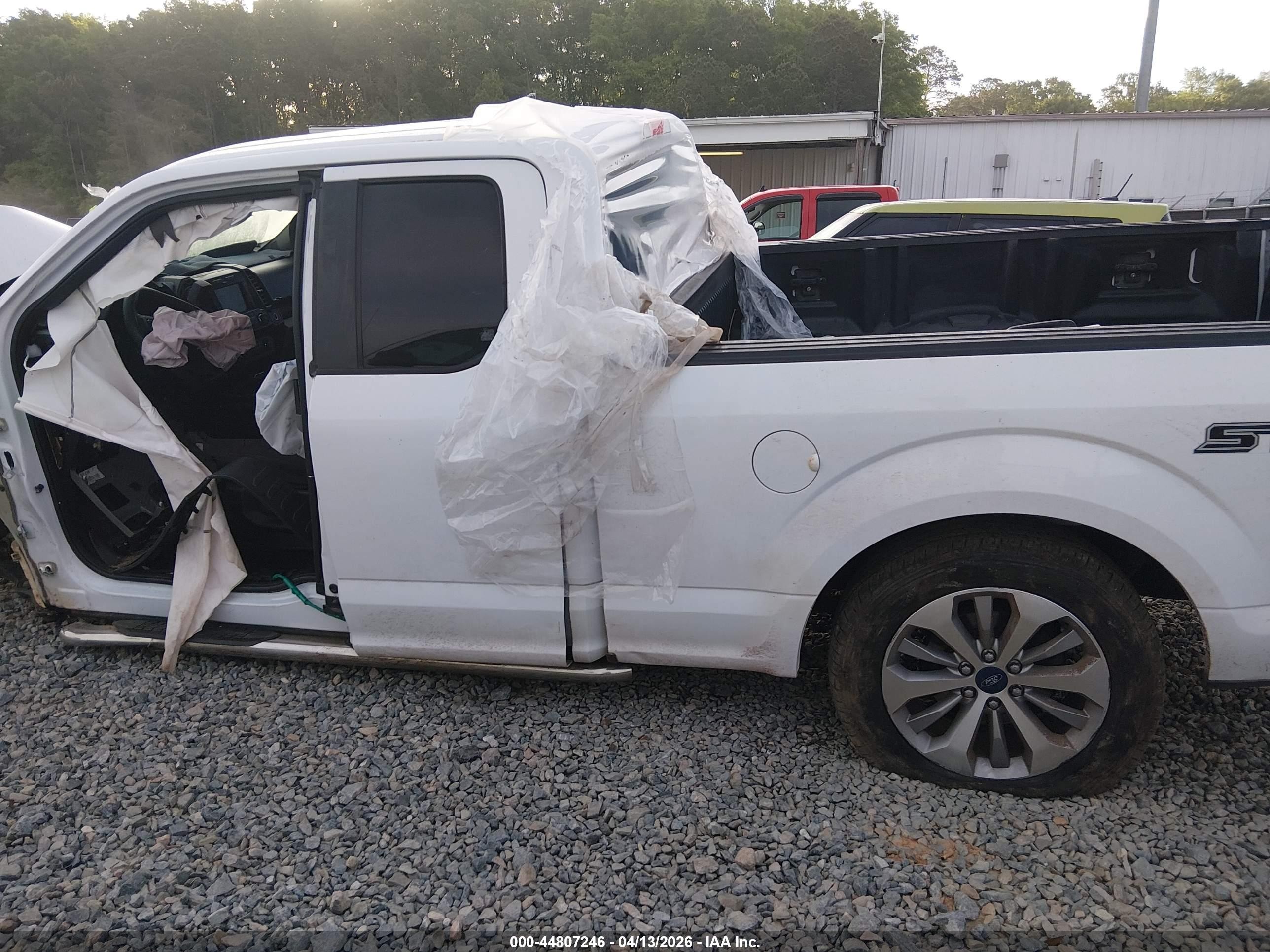 2017 Ford F-150 Xl White vin: 1FTEX1CP4HKC74253