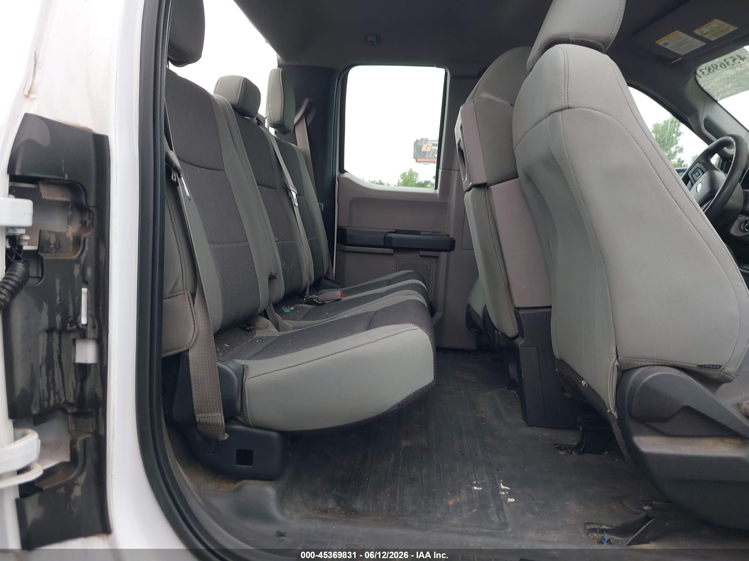 2015 Ford F-150 Xl White vin: 1FTEX1CP5FKD26793