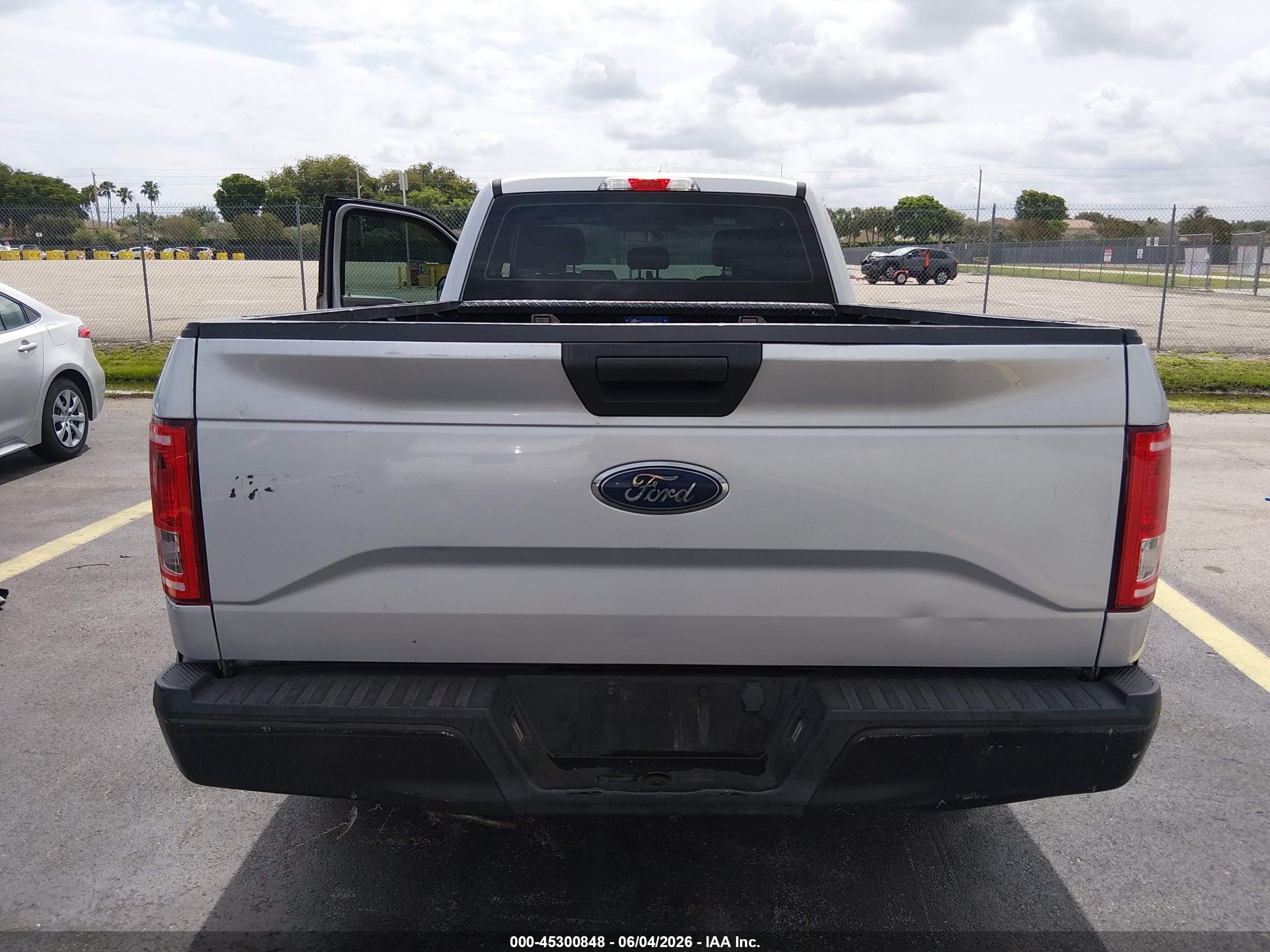2016 Ford F-150 Xl Silver vin: 1FTEX1CP5GKD70620