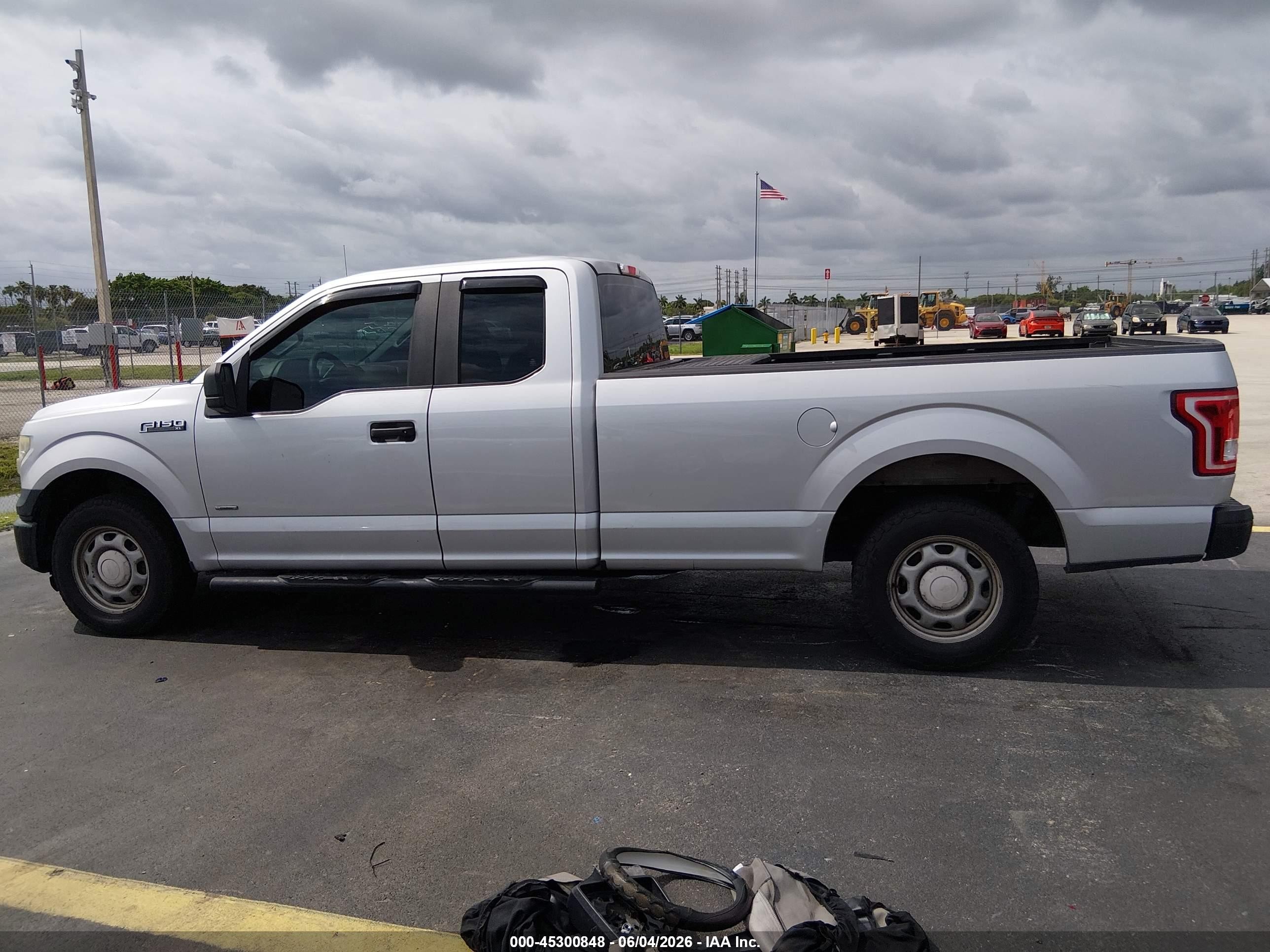 2016 Ford F-150 Xl Silver vin: 1FTEX1CP5GKD70620