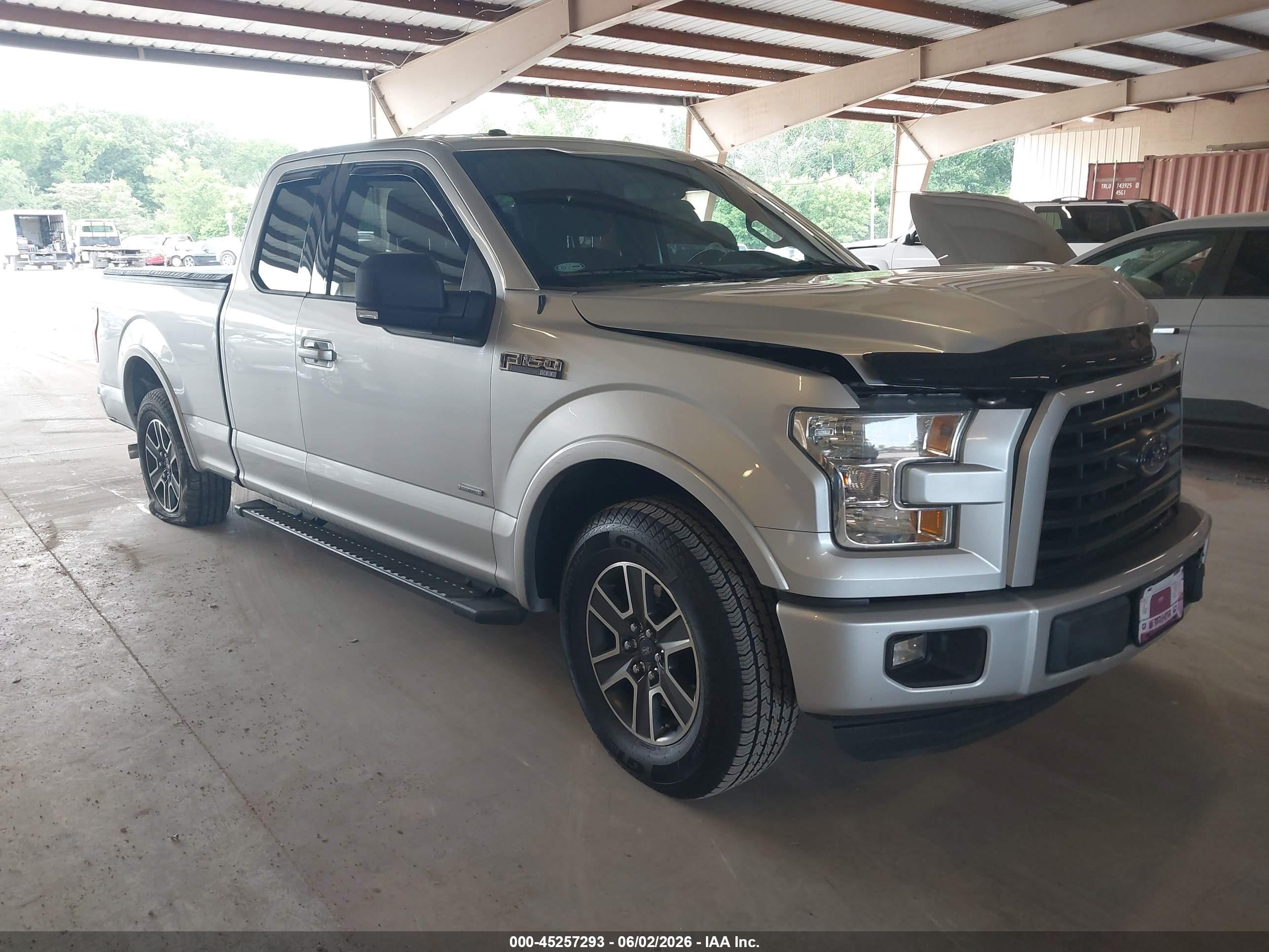 2015 Ford F-150 Xlt Silver vin: 1FTEX1CP6FKE13280