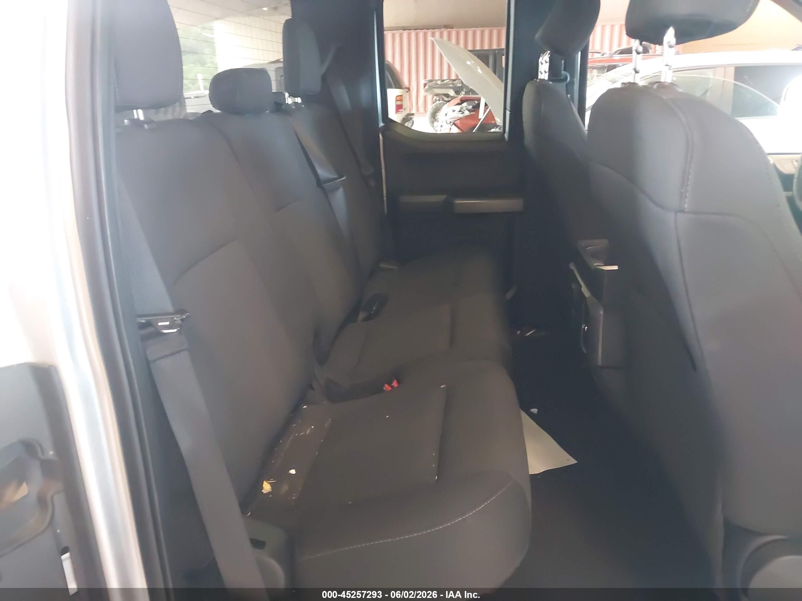 2015 Ford F-150 Xlt Silver vin: 1FTEX1CP6FKE13280