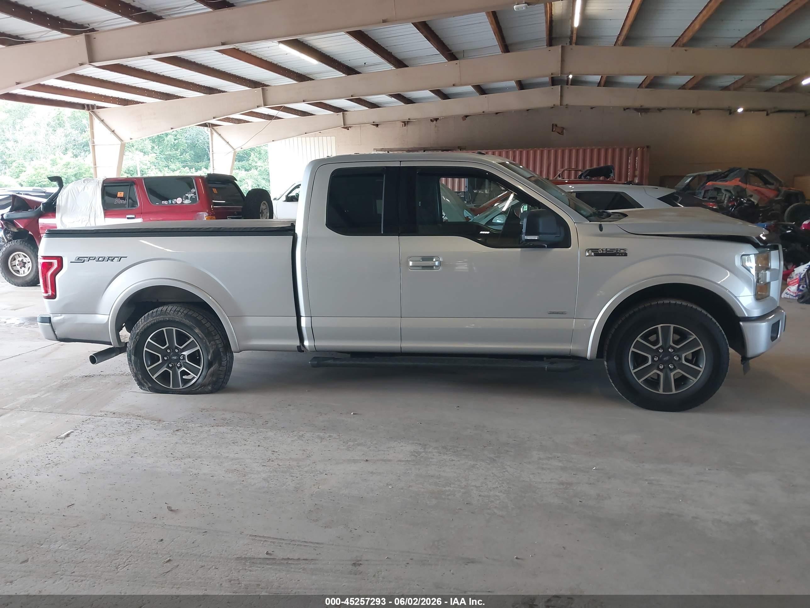 2015 Ford F-150 Xlt Silver vin: 1FTEX1CP6FKE13280