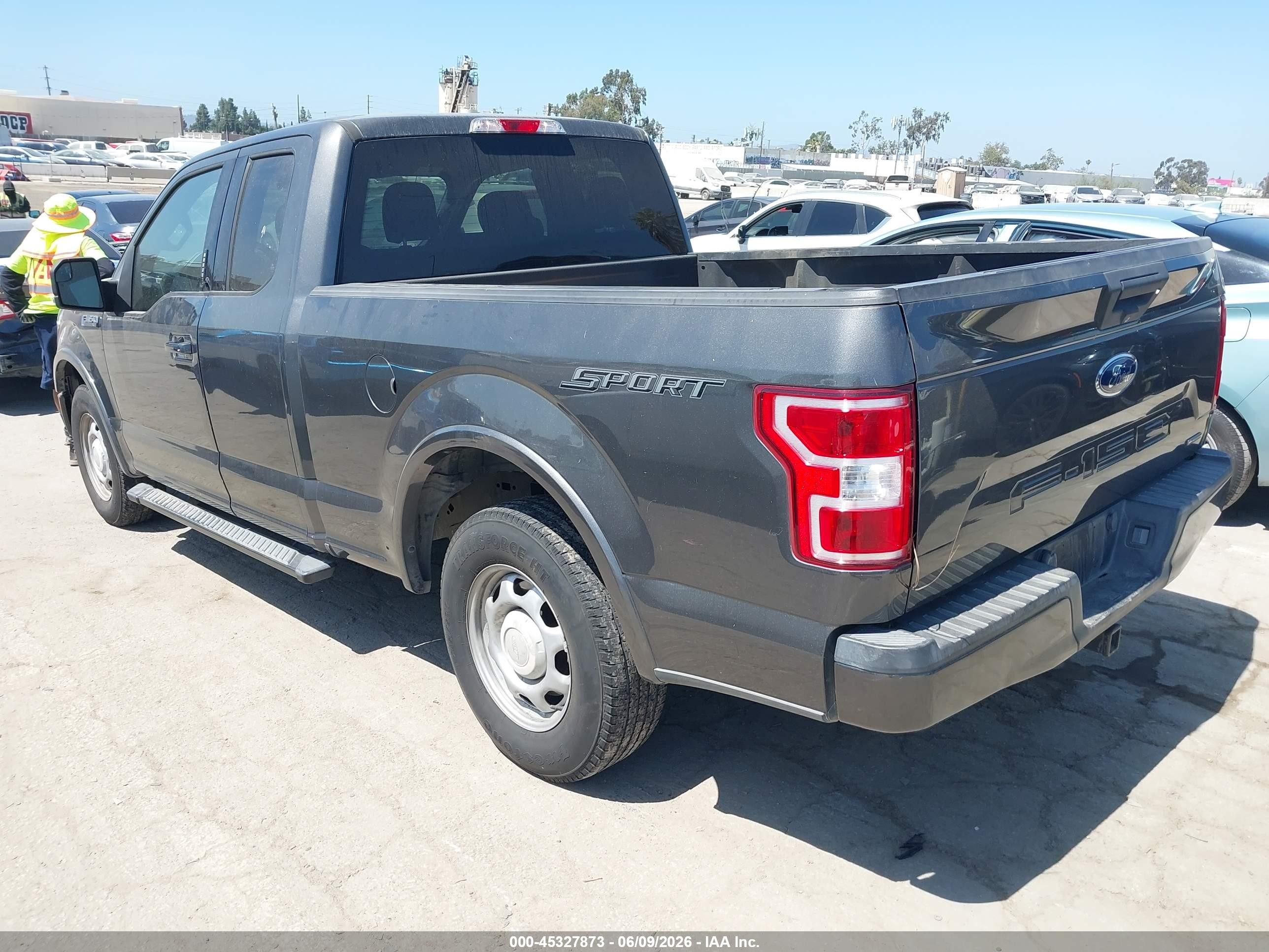 2019 Ford F-150 Xlt Gray vin: 1FTEX1CP6KKC98612