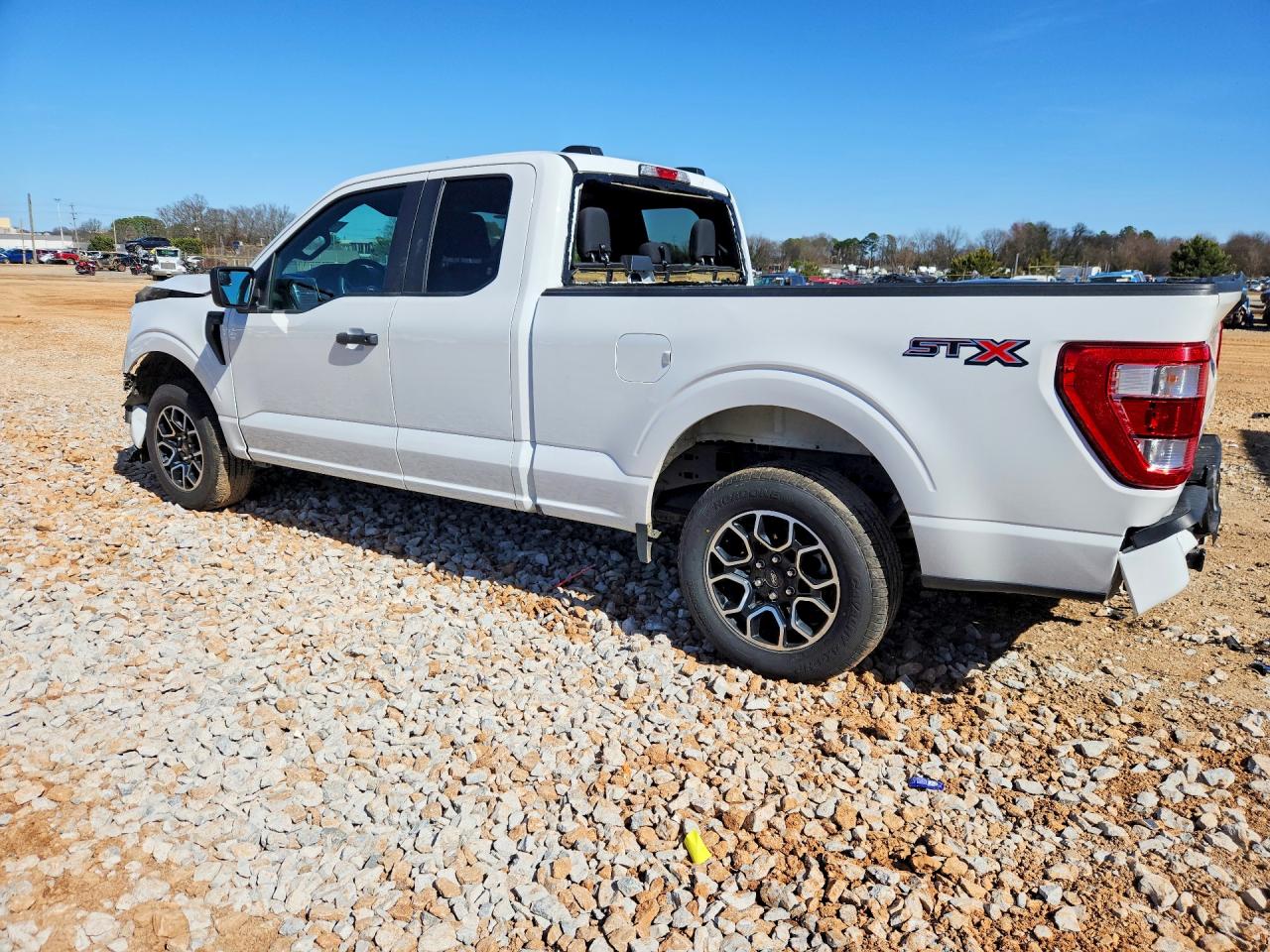 2023 Ford F150 Super Cab White vin: 1FTEX1CP6PKF87397