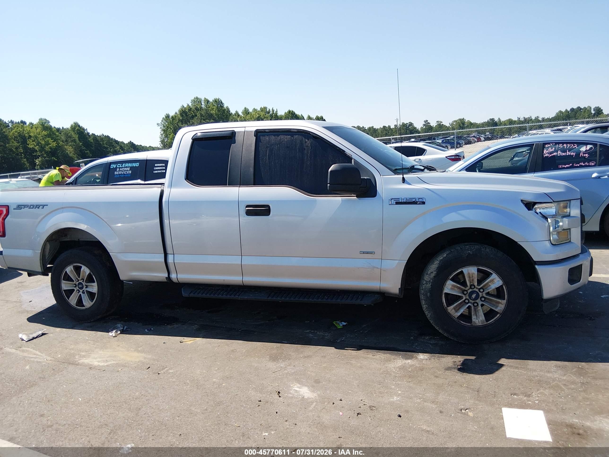 2015 Ford F-150 Xl Серебряный vin: 1FTEX1CP7FFC22802