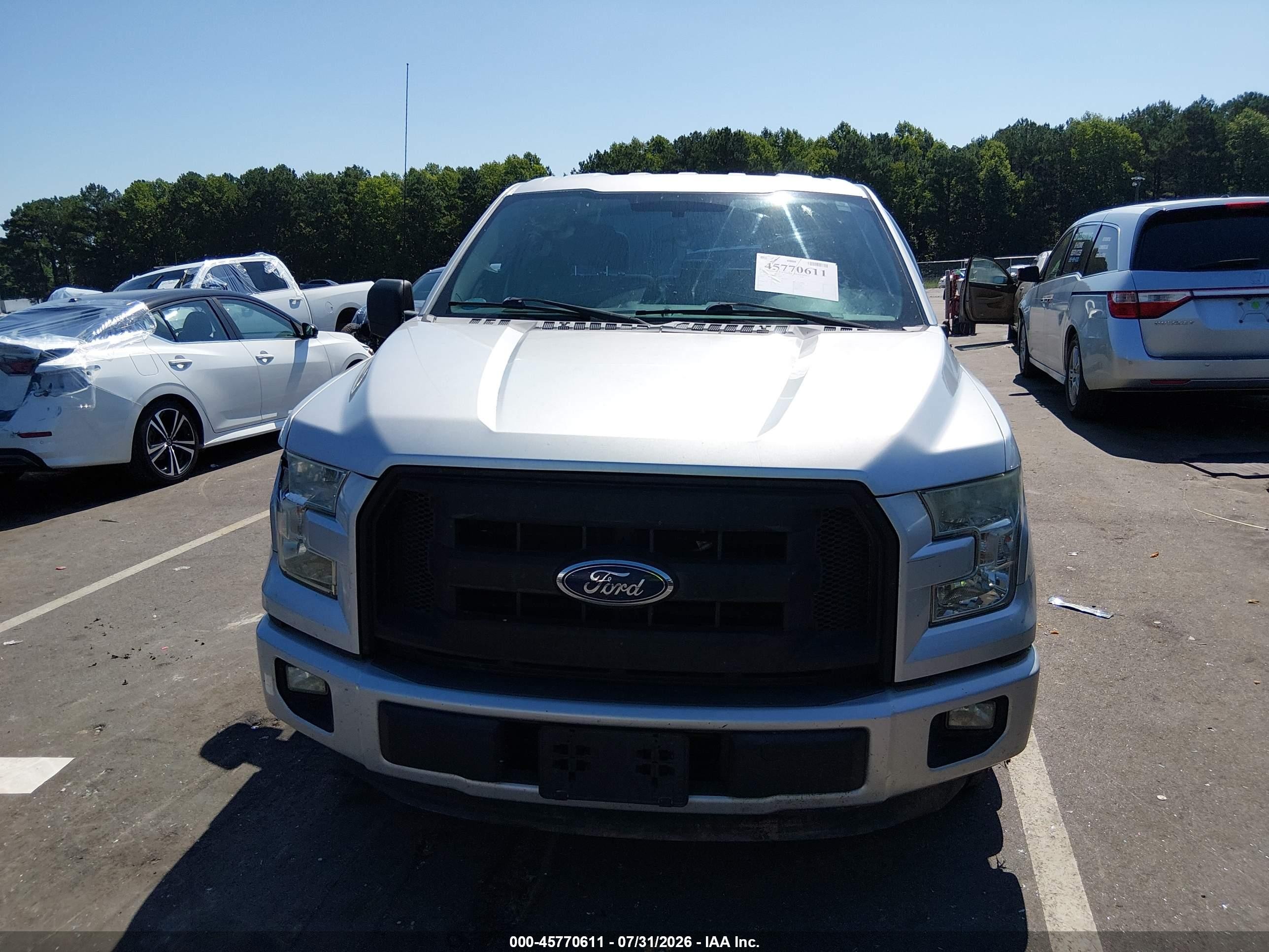 2015 Ford F-150 Xl Серебряный vin: 1FTEX1CP7FFC22802