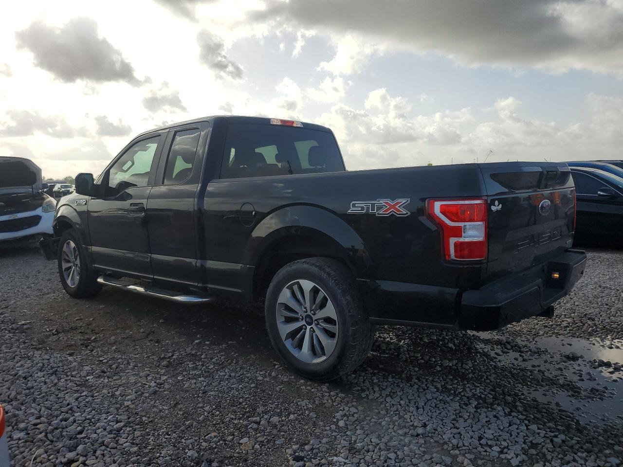 2018 Ford F150 Super Cab Black vin: 1FTEX1CP7JKD04271