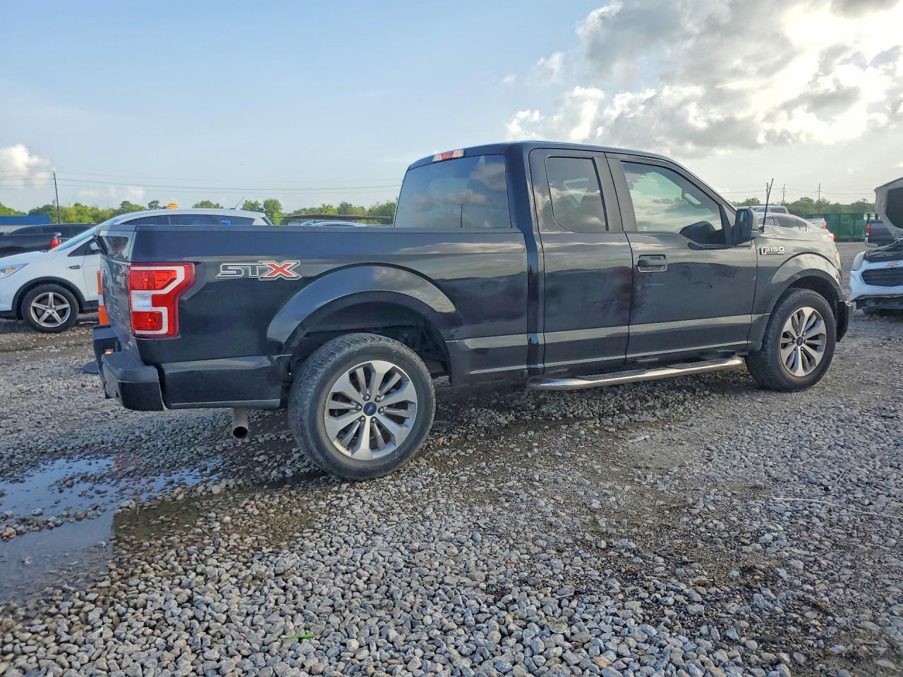 2018 Ford F150 Super Cab Black vin: 1FTEX1CP7JKD04271