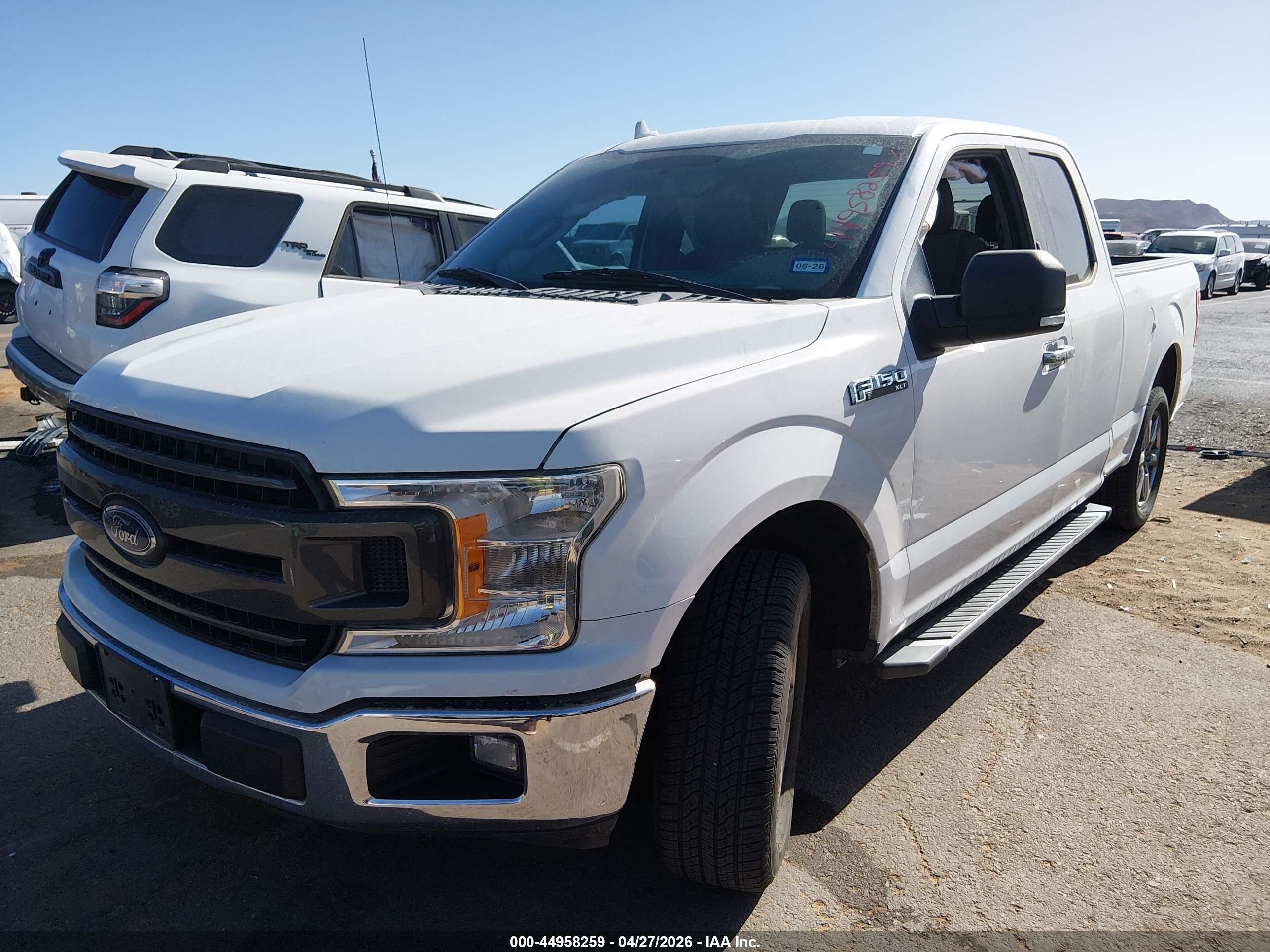 2018 Ford F-150 Xlt White vin: 1FTEX1CP8JKC69580