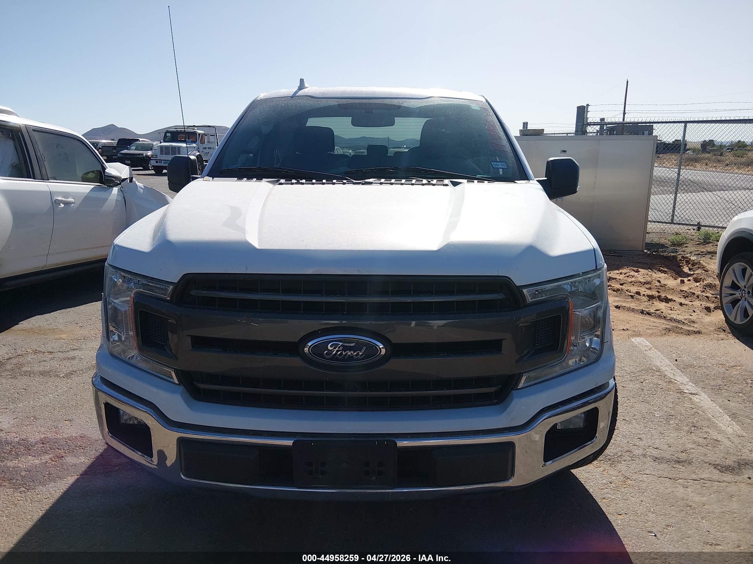 2018 Ford F-150 Xlt White vin: 1FTEX1CP8JKC69580