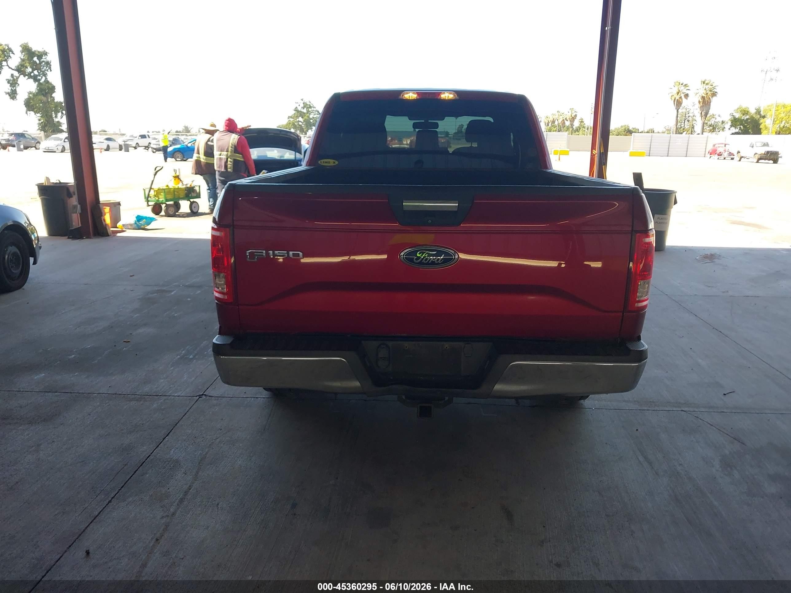 2015 Ford F-150 Xlt Red vin: 1FTEX1CP9FFA75723
