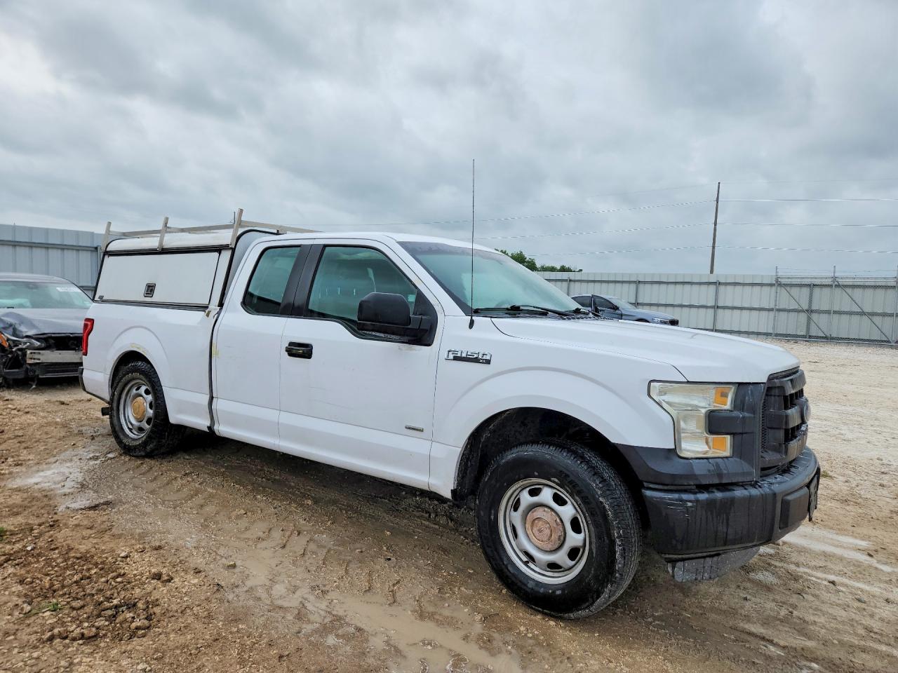 2015 Ford F150 Super Cab Белый vin: 1FTEX1CP9FKD22004