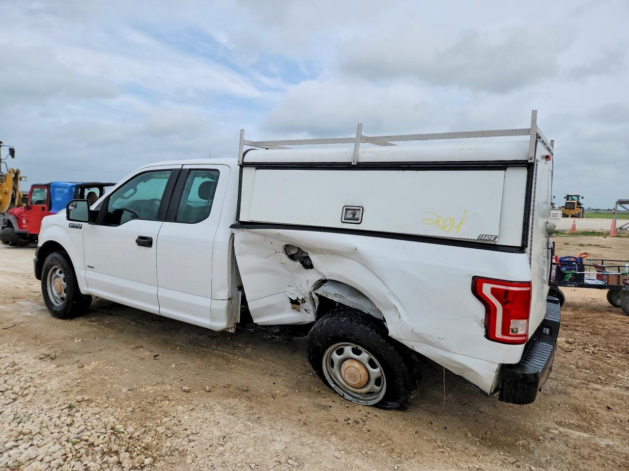 2015 Ford F150 Super Cab Белый vin: 1FTEX1CP9FKD22004