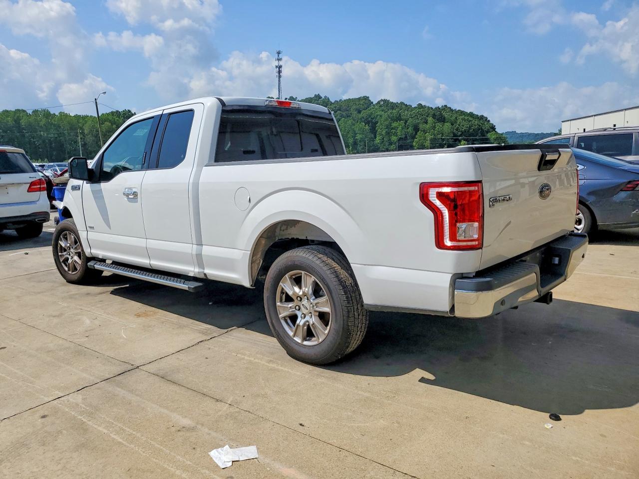 2015 Ford F150 Super Cab Белый vin: 1FTEX1CPXFFD01719